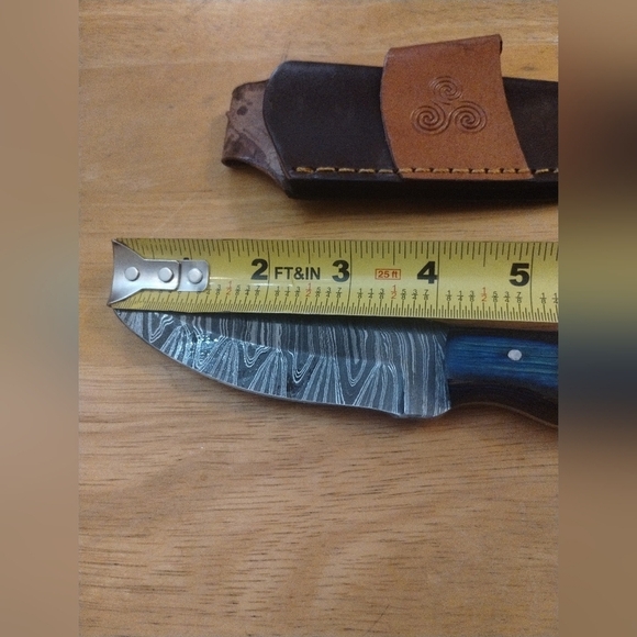 New Damascus steel blade men's hunting knife with sheath - Picture 5 of 7